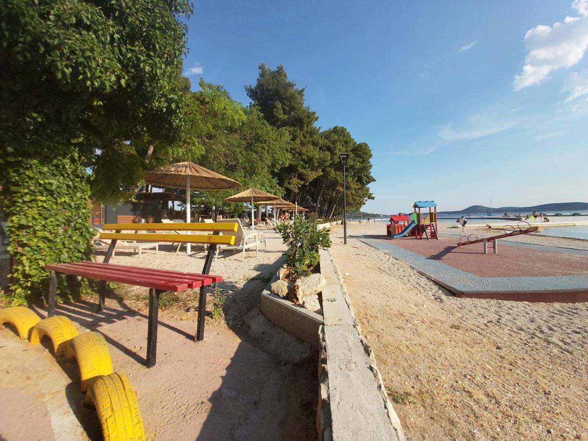 Apartman Arija-Pino Vodice Habitación foto